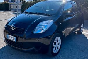 Toyota yaris 1.0 vti 2008