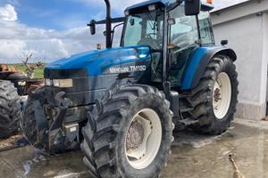 TRATTORE NEW HOLLAND TM150 DT RC