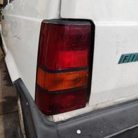 Fanale posteriore sinistro FIAT PANDA del 2000