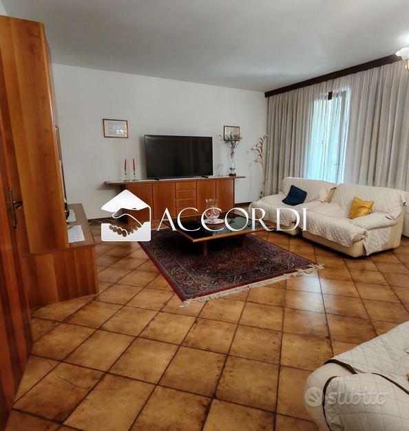 Rif.BL134| appartamento ind. caerano di san marco - Vista 5