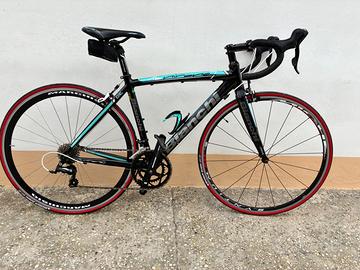 Bici da corsa bianchi