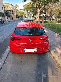 Opel Astra 1.0 benzina appena tagliandata 