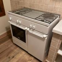 Cucina a gas DeLonghi