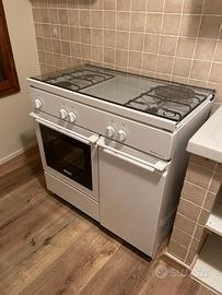 Cucina a gas DeLonghi