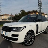 Land Rover Range Rover Vogue 3.0TDV6 black edition