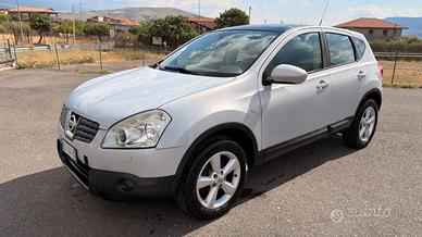 Nissan Qashqai 2.0 dCi DPF 4WD Tekna