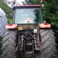 Trattore agricolo