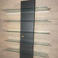 LIBRERIA A MURO DI DESIGN IN VETRO