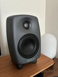 Coppia monitor da studio Genelec 8020D
