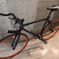 Bicicletta be bike a scatto fisso