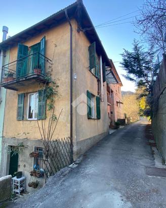 4 LOCALI A TORRIGLIA