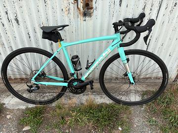 Bici da corsa Bianchi via nirone 7