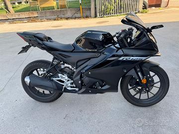 Yamaha YZF125