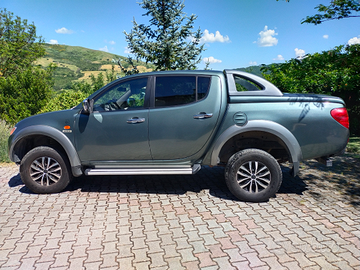 Mitsubishi L200 Warrior