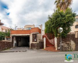 ACITREZZA Elegante Attico Panoramico + Garage