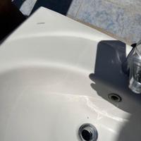 Lavandino per bagno con colonna