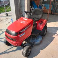 trattorino tagliaerba 