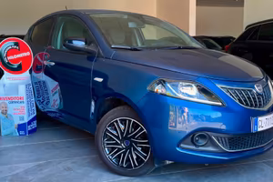 LANCIA 1.0 FIREFLY HYBRID 5P 69CV - NEOPATENTATI