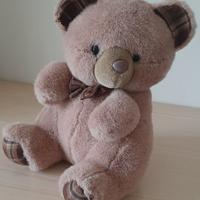 Orso  in peluche 