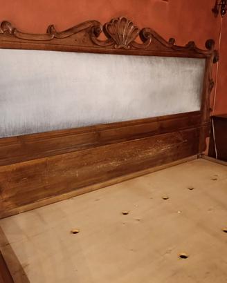 Testata letto piemontese dell'Ottocento