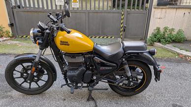 Stupenda Royal Enfield Meteor 350
