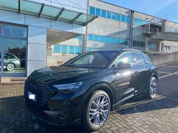 AUDI Q4 e-tron Q4 45 e-tron Business