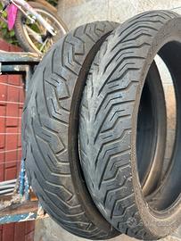 Gomme scooter