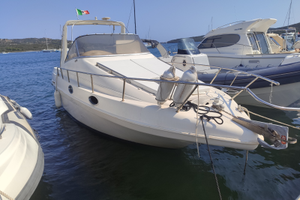 Barca con due motori