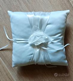 Cuscino portafedi in raso