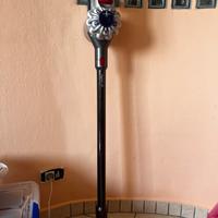 Aspirapolvere dyson v8 cyclone cordless