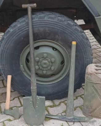 kit pala,  piccone, ascia Militari 