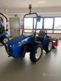Trattore New Holland TI 3.25