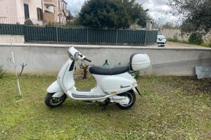 Vespa ET4