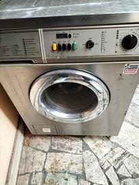 Lavatrice professionale
