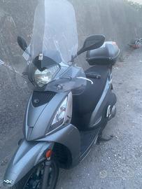 Kymco People 300i