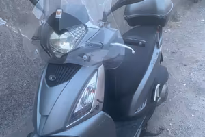 Kymco People 300i