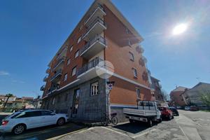 4 LOCALI A GASSINO TORINESE