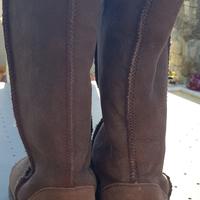 UGG a metà polpaccio 