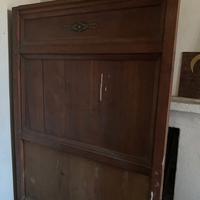 Letto singolo in legno antico