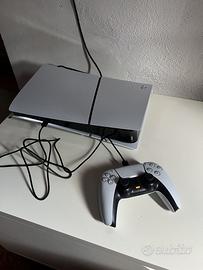 Ps5 slim con 2 jostycks