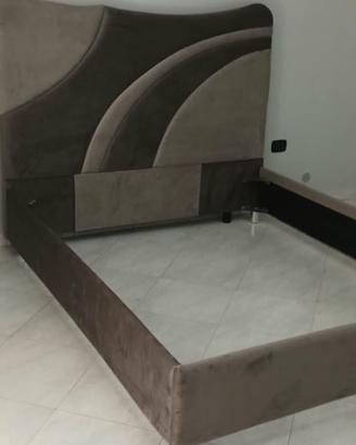 Struttura letto matrimoniale 