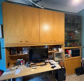 Mobile per cameretta a ponte con vetrina