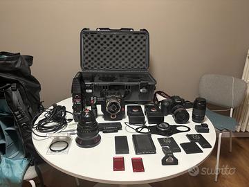 Cinepresa RED + accessori