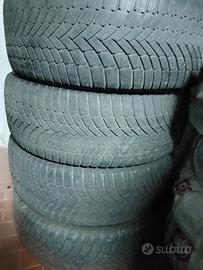 Pneumatici 4 stagioni 205 55 r16