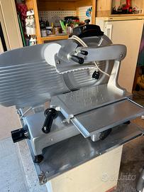 Affettatrice automatica BES 35 professionale