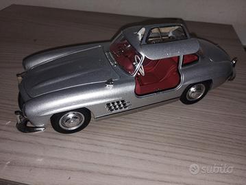 Mercedes 300 al gullwing  1/18 Norev