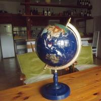 Mappamondo in Pietre Dure Preziose e Marmo.