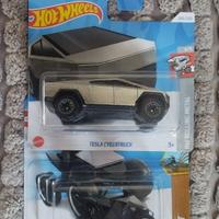 HOT WHEELS TESLA CYBERTRUCK + CYBERQUAD 1/64 1:64