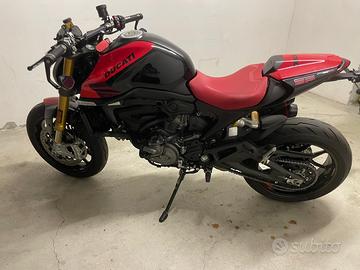 Moto DUCATI MOSTER 937 sp