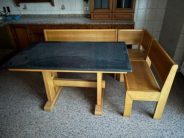 Tavolo con panche